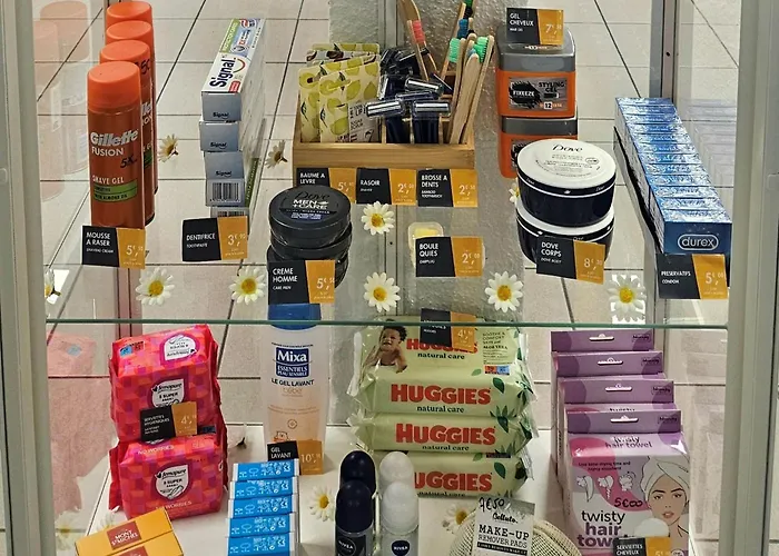 Premiere Classe Deauville 호텔 *