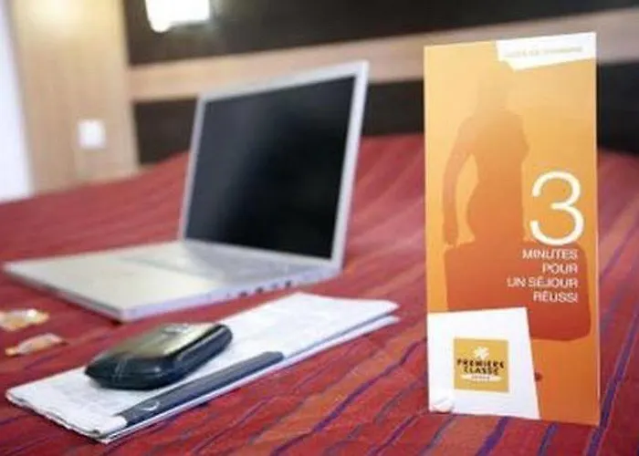 Premiere Classe Deauville 호텔 *